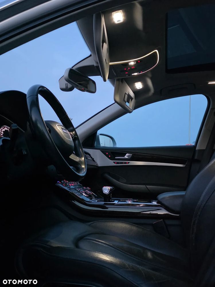 Audi A8 - 27