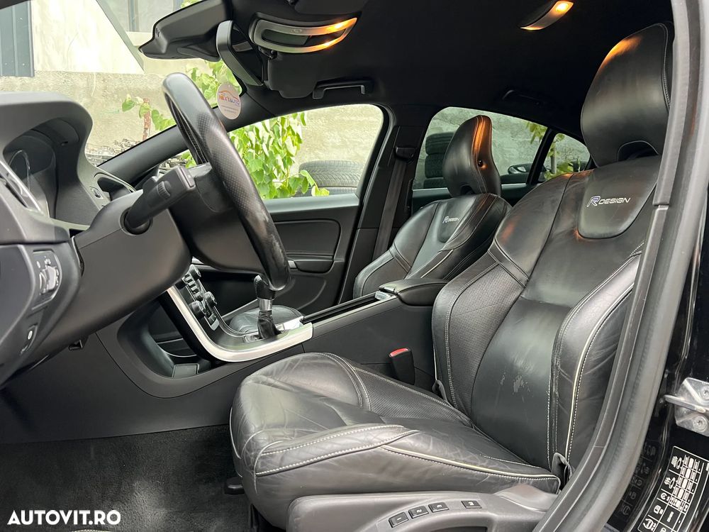 Volvo S60 D3 Start-Stop R-Design - 5