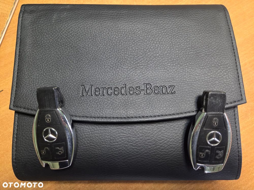 Mercedes-Benz Klasa E 200 CDI DPF BlueEFFICIENCY - 28