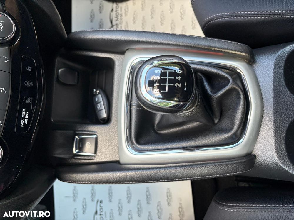 Nissan Qashqai 1.5 DCI Start/Stop N-Connecta - 26