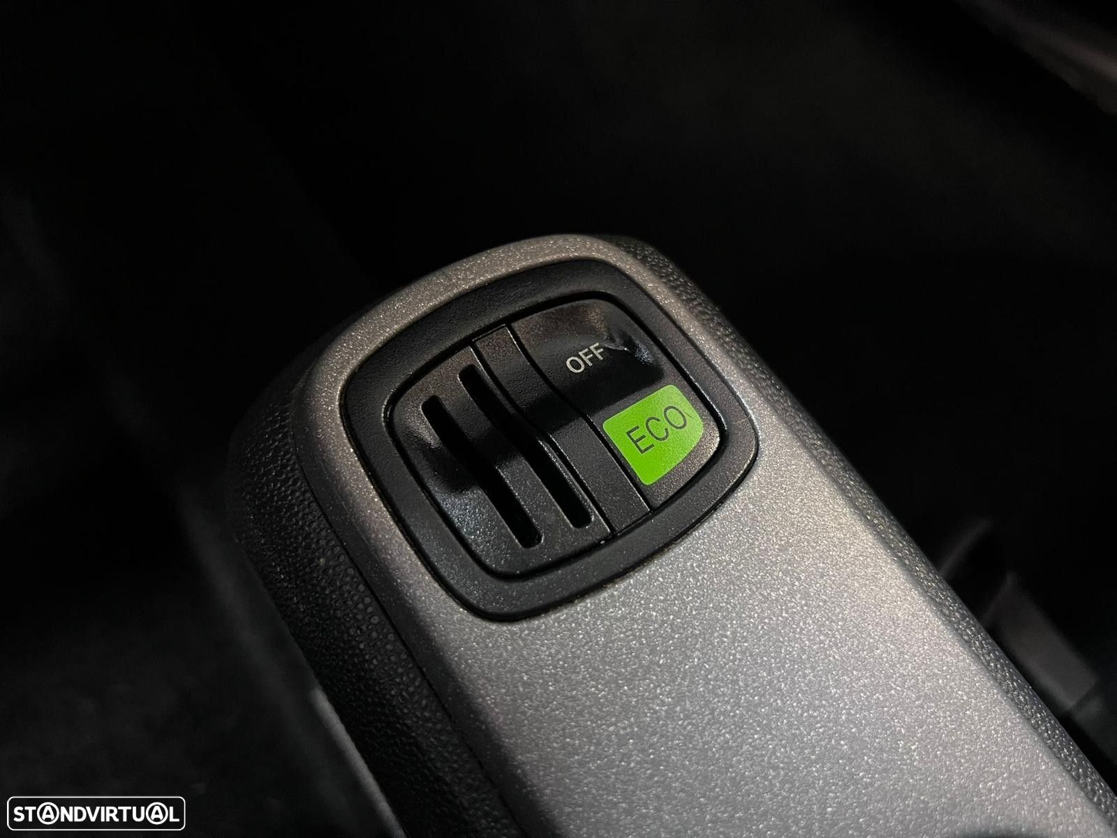 Smart ForTwo Coupé 1.0 mhd Passion 71 - 19