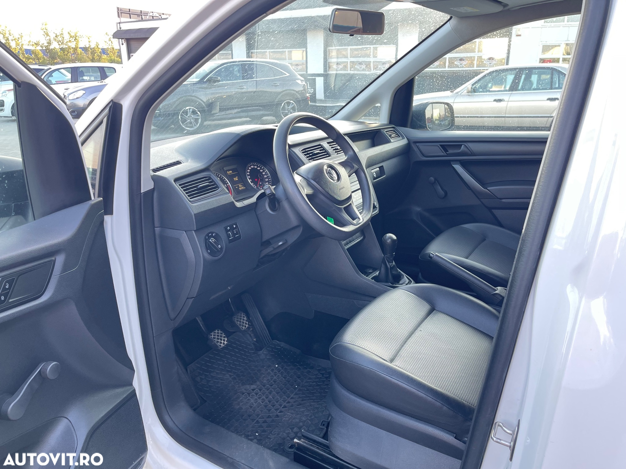 Volkswagen Caddy 2.0 TDI (5-Si.) Conceptline - 8