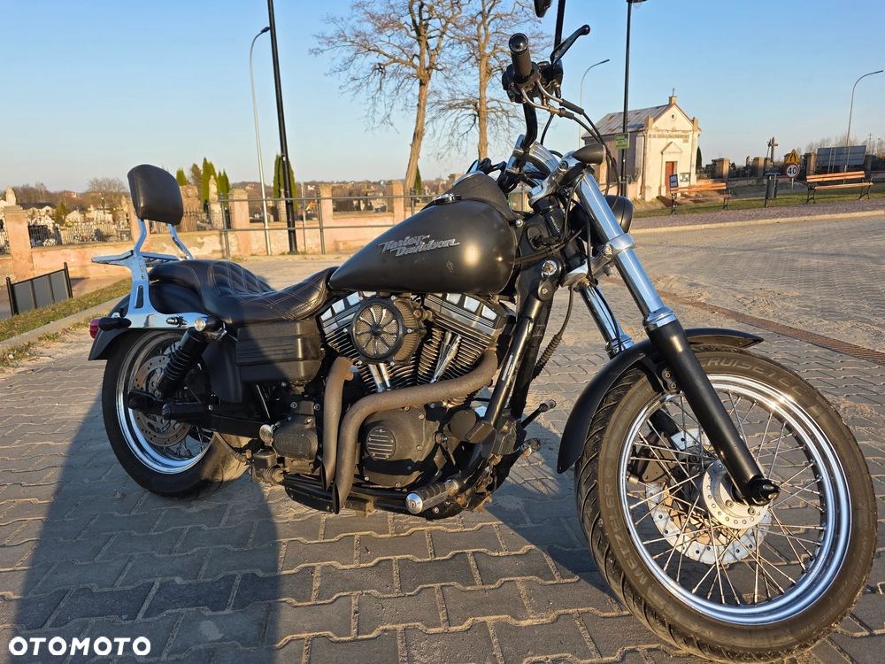 Harley-Davidson Dyna Street Bob - 6