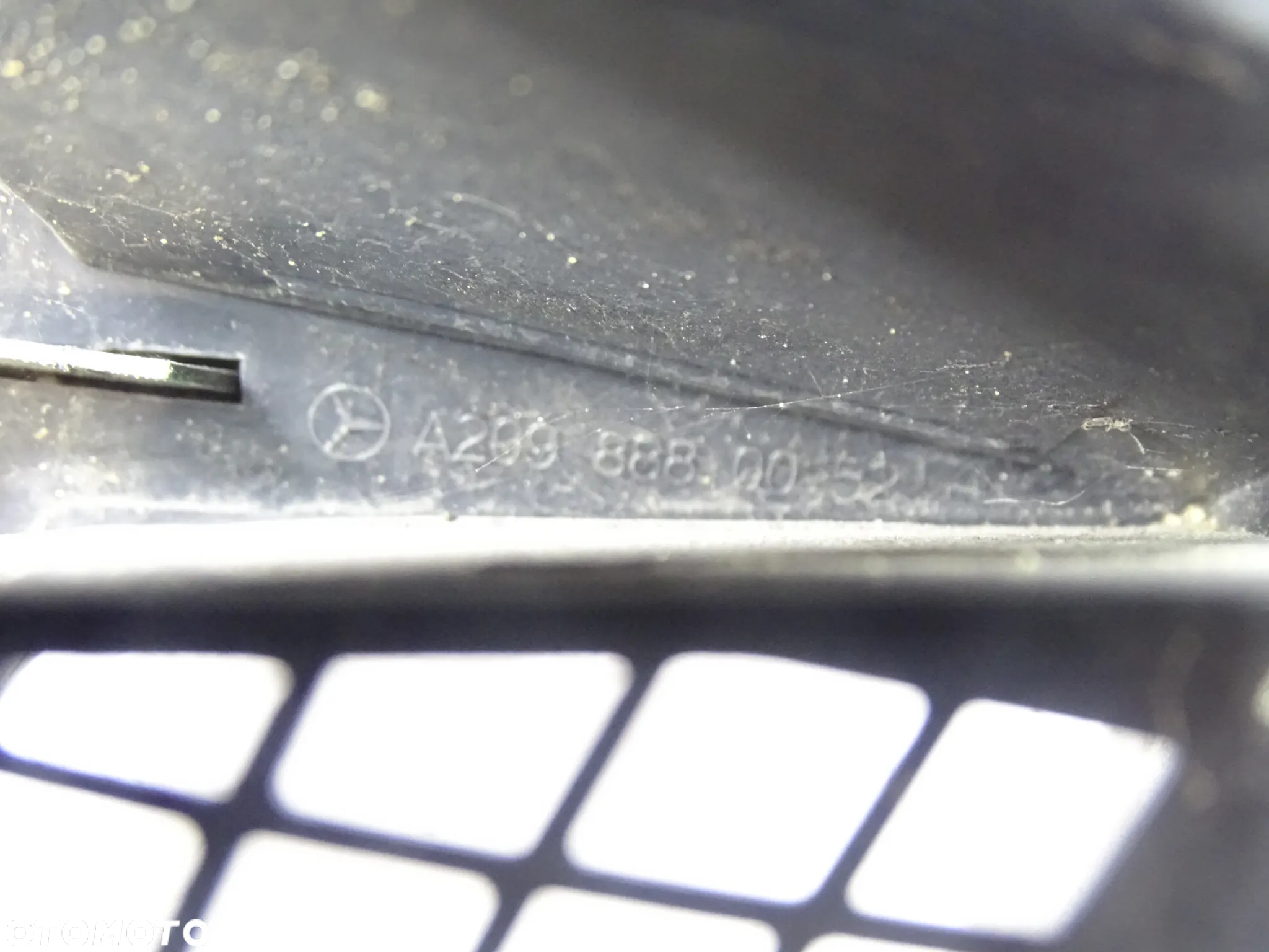 Mercedes CLK W209 Grill atrapa 2098880052 - 6