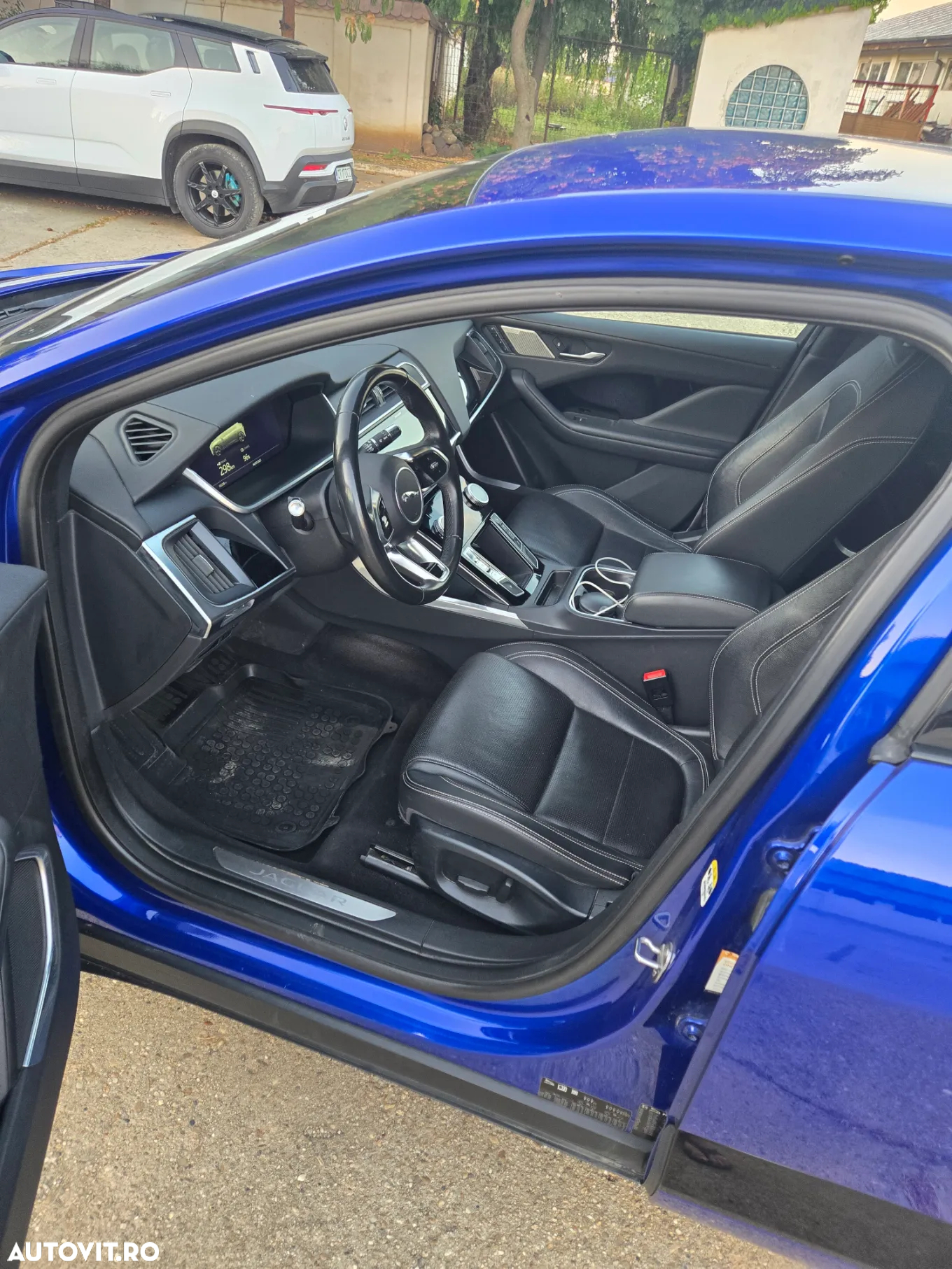 Jaguar I-Pace EV400 AWD R-DYNAMIC HSE - 6