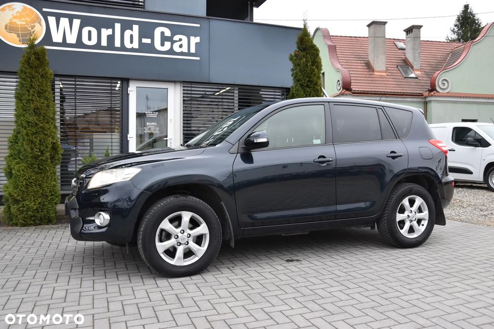 Toyota RAV4 2.0 VVT-i Premium - 10