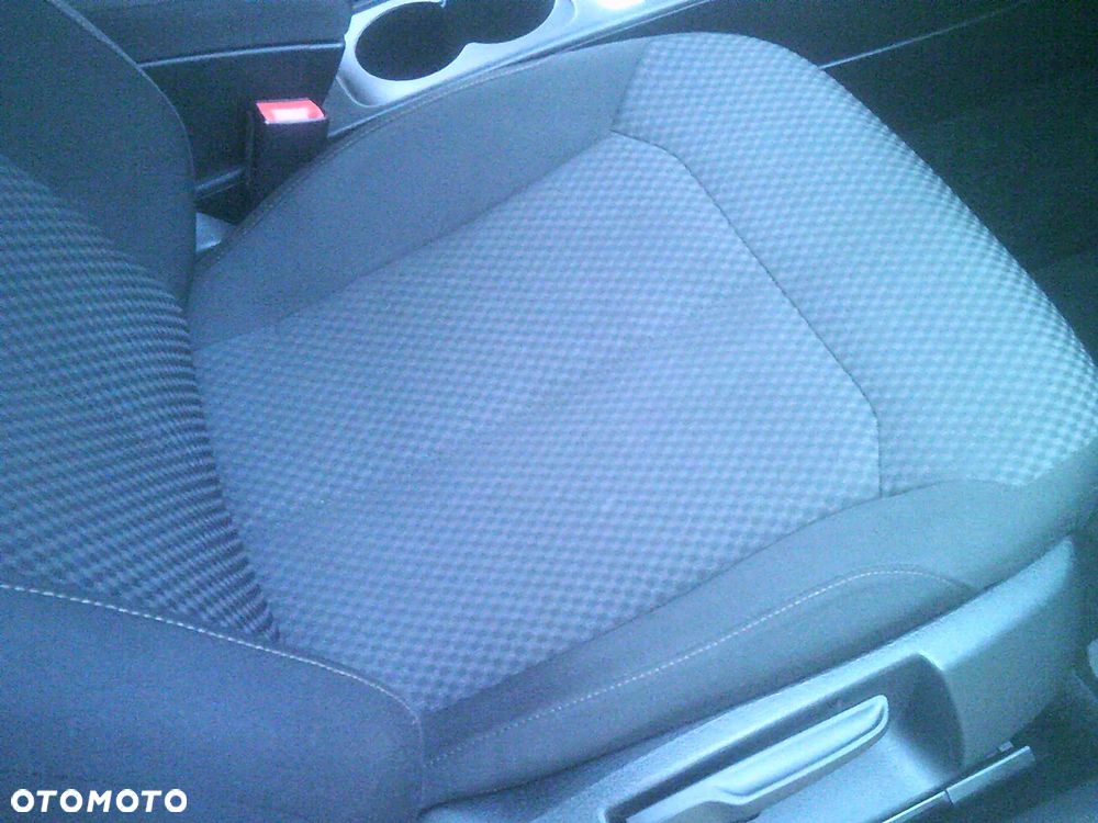 Volkswagen Passat 1.4 TSI BlueMotion Technology Comfortline - 12