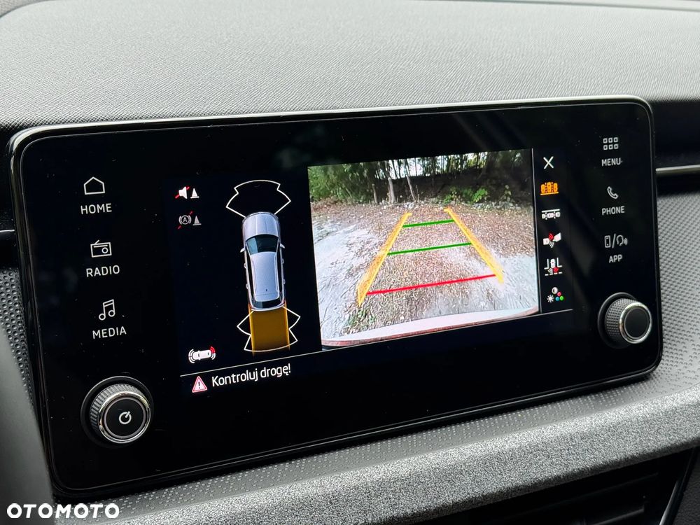 Skoda Kamiq 1.0 TSI Selection DSG - 27