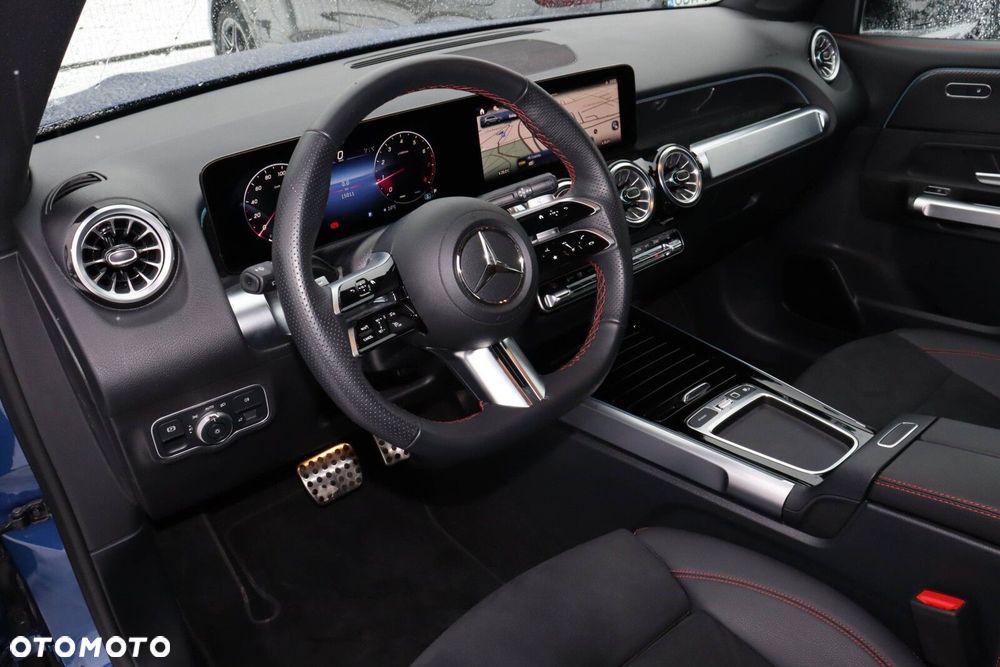 Mercedes-Benz GLB 200 AMG Line 7G-DCT - 9