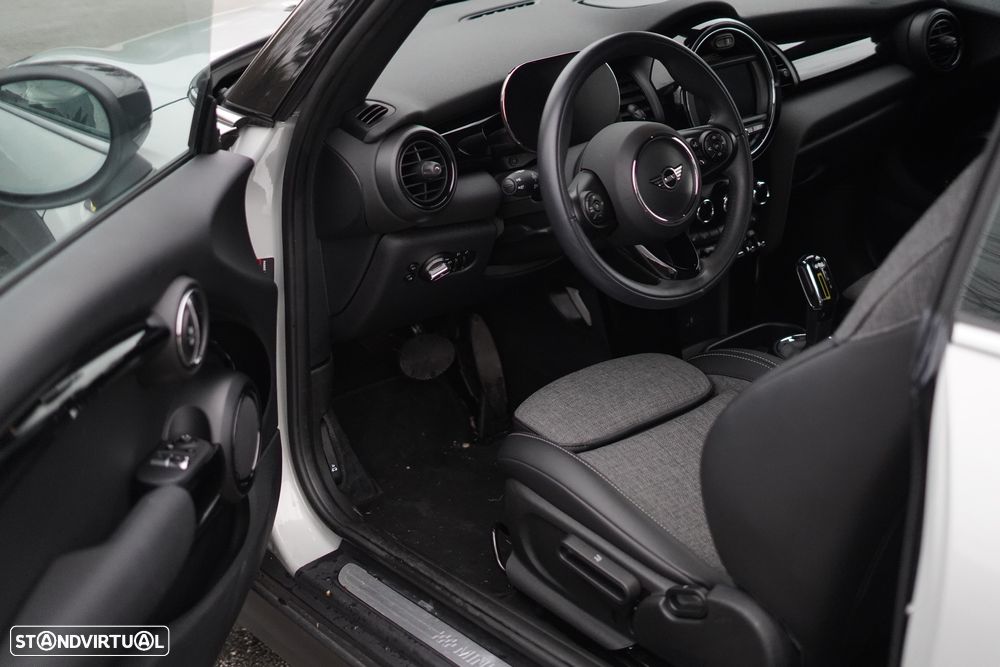 MINI 3 Portas Cooper SE - 8