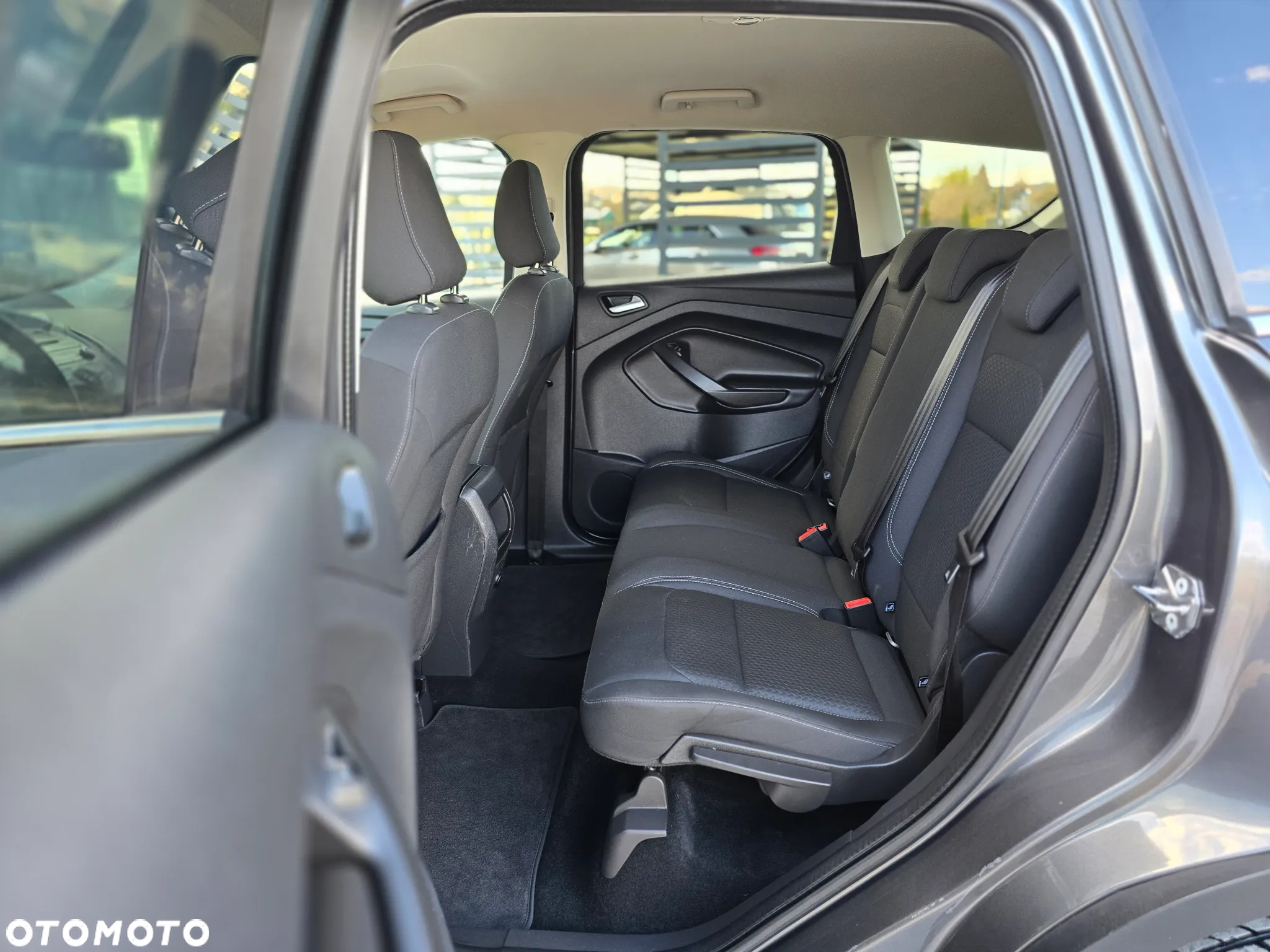 Ford Kuga 1.5 EcoBoost 2x4 Trend - 20