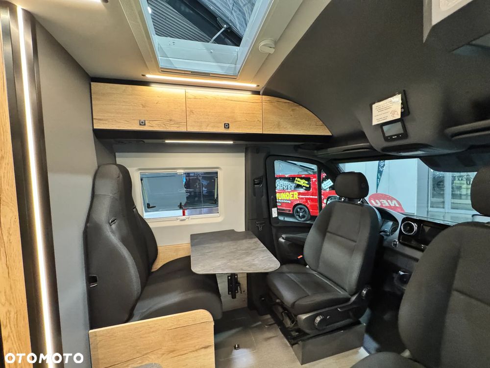 Mercedes-Benz Sprinter - 6
