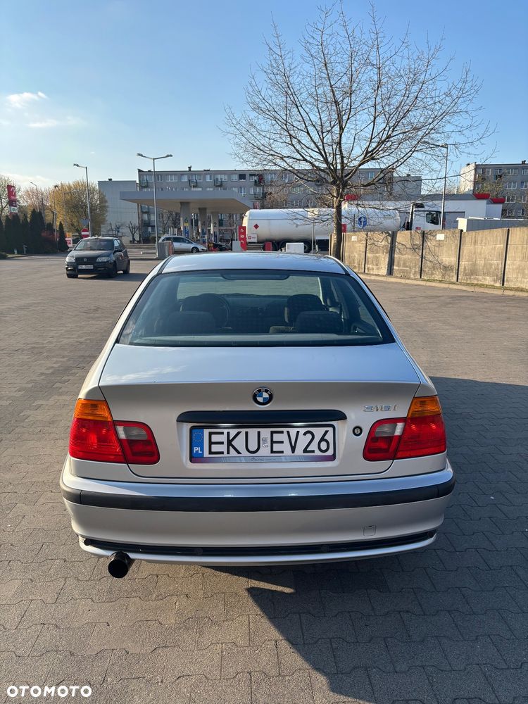 BMW Seria 3 316i - 4