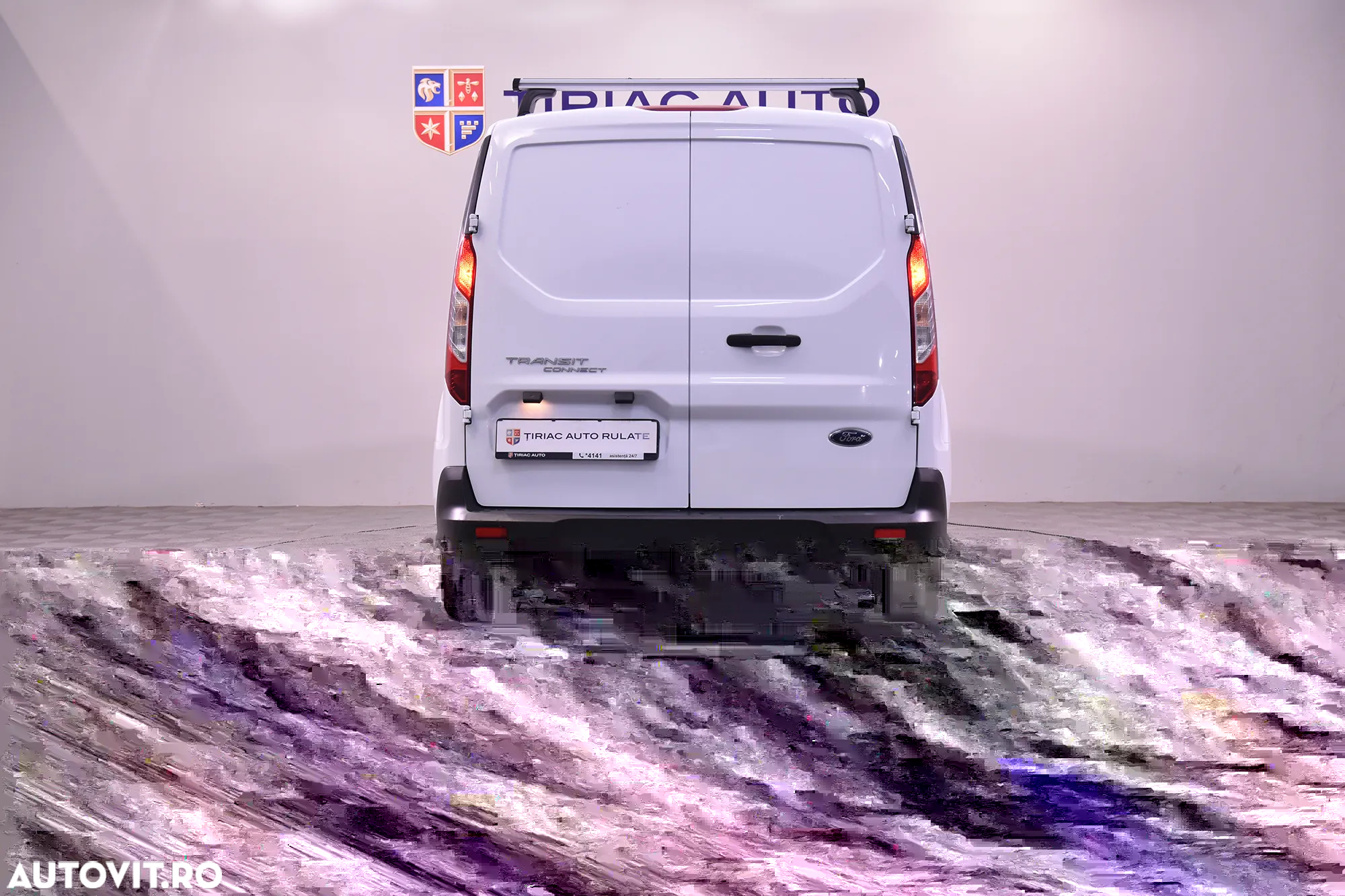 Ford Transit Connect - 4