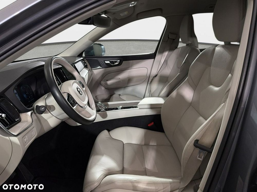 Volvo XC 60 - 13