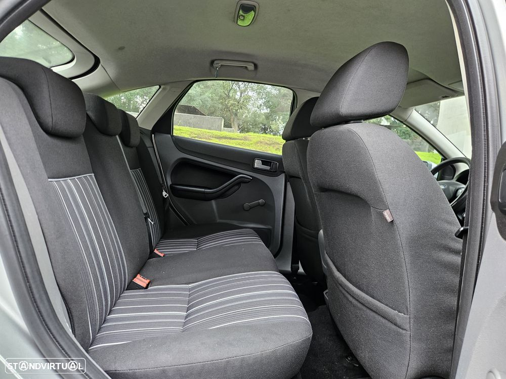 Ford Focus 1.6 TDCi Style - 4