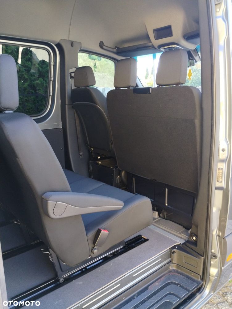 Mercedes-Benz Sprinter - 8