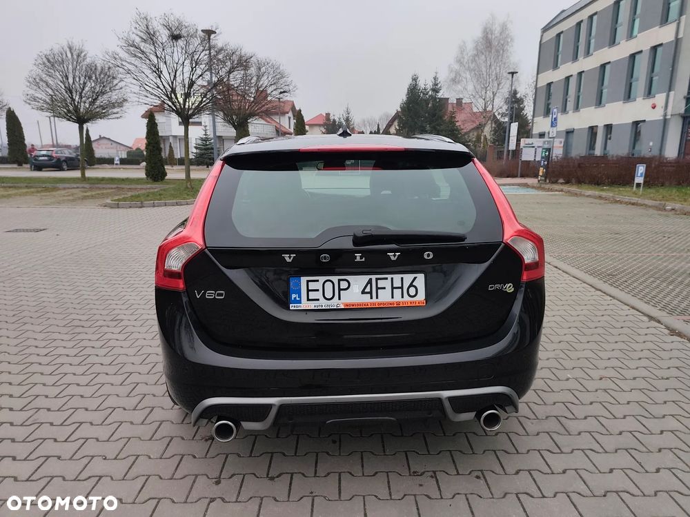 Volvo V60 D2 R-Design Summum - 10