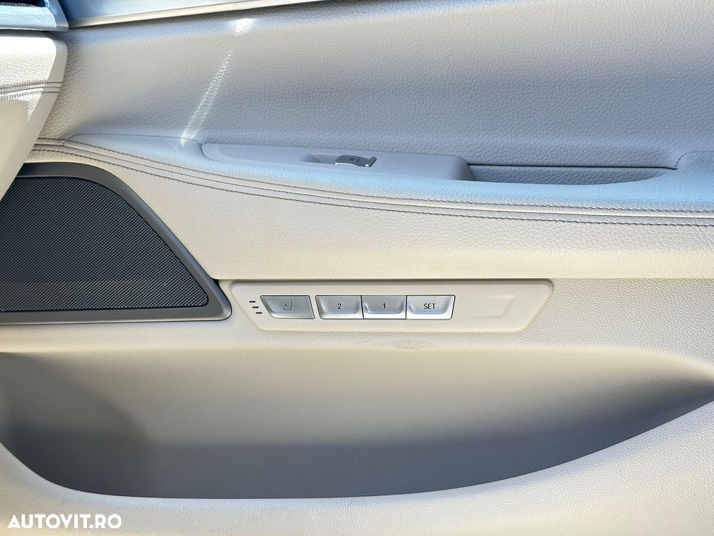BMW Seria 7 730d xDrive - 12