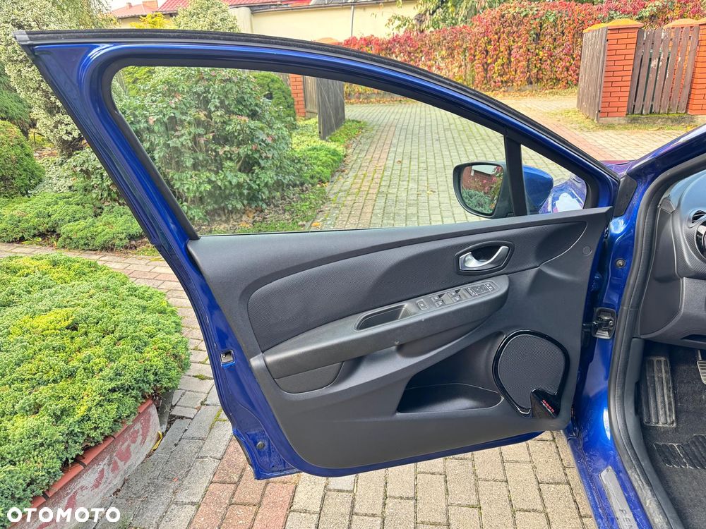 Renault Clio - 20