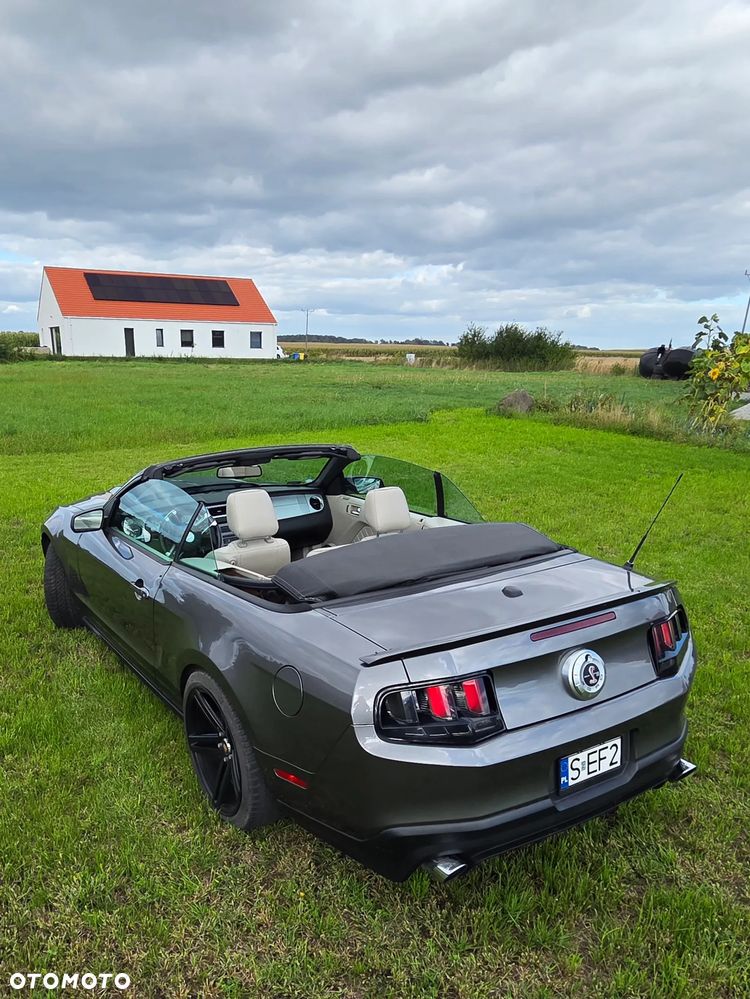 Ford Mustang 4.0 V6 Premium - 3