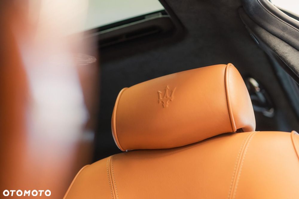 Maserati Quattroporte - 26