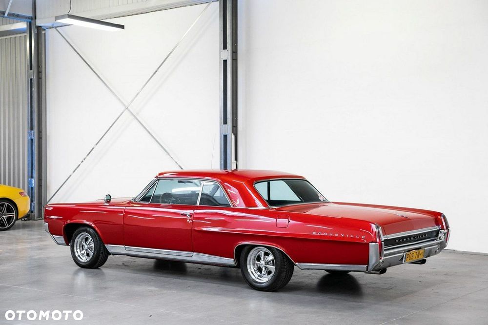 Pontiac Bonneville - 18