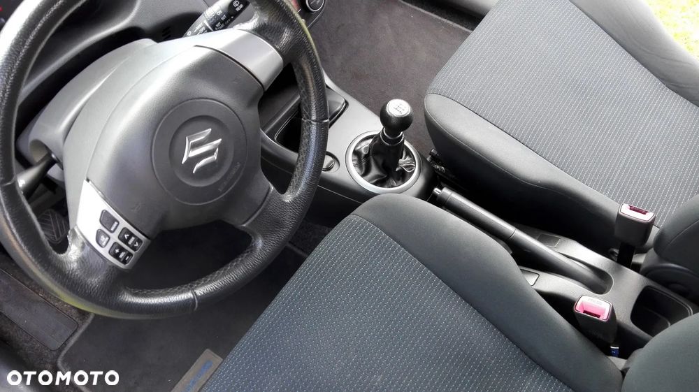 Suzuki Swift 1.3 DDiS Comfort - 20