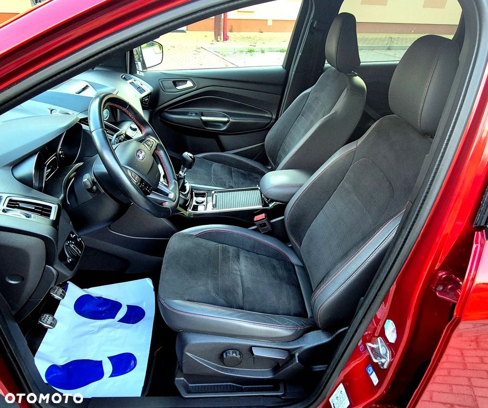Ford Kuga 2.0 TDCi 4x4 ST-Line - 20