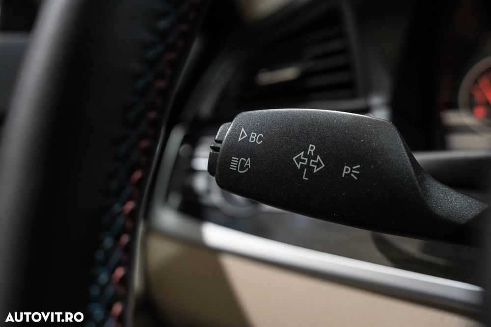 BMW Seria 5 520d Aut. Luxury Line - 24