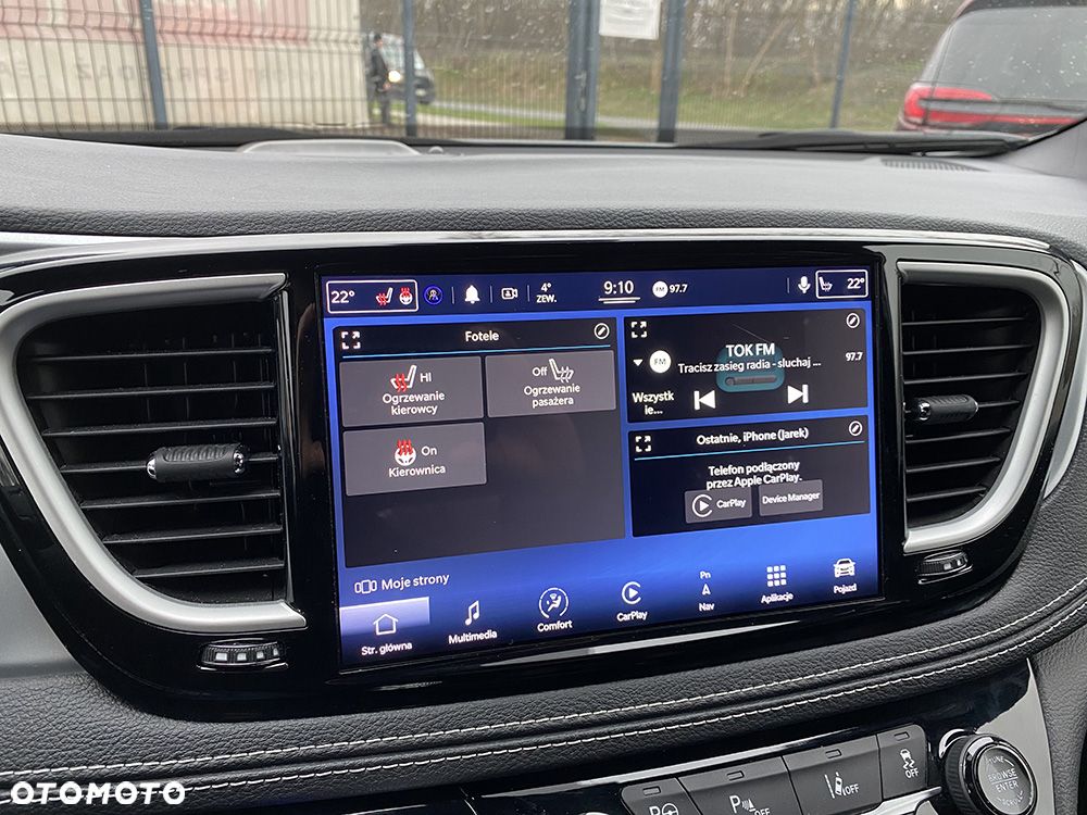 Chrysler Pacifica - 27