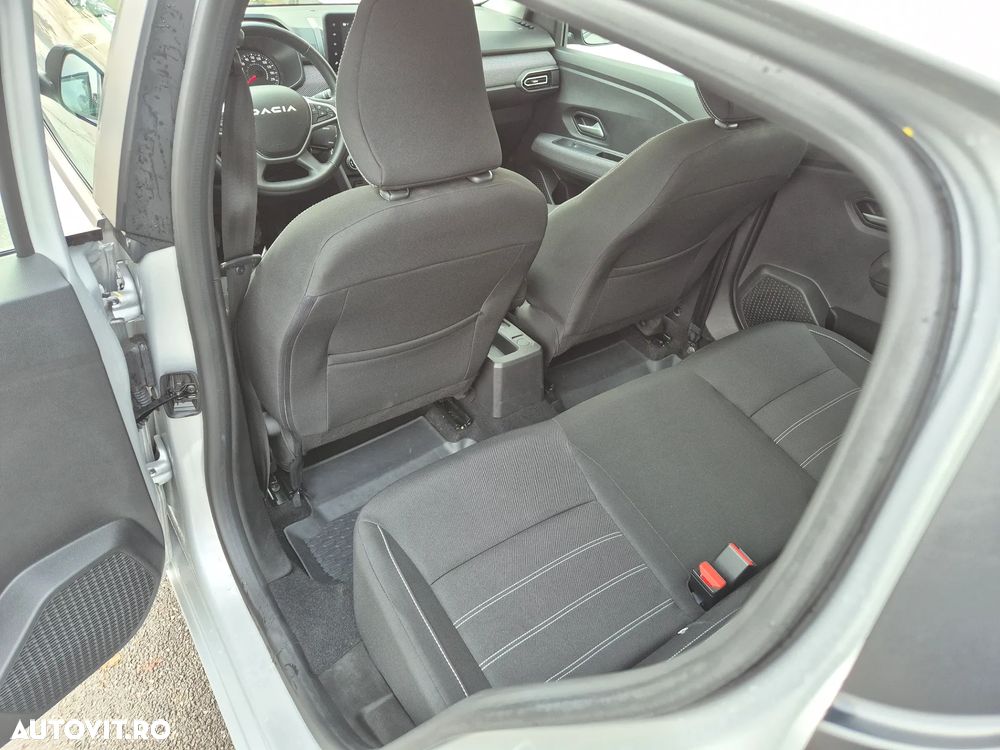 Dacia Sandero TCe 90 MT5 Expression - 12