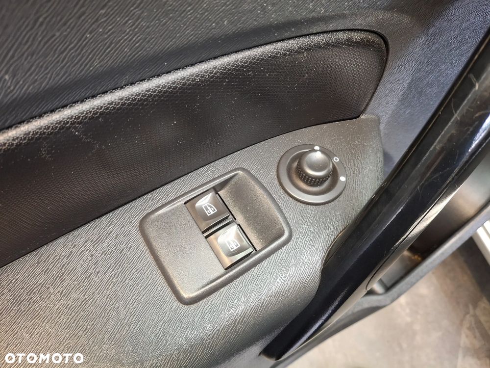 Renault Kangoo Lift Klimatyzacja Czujniki Parkowania Elektryczne Szyby Elektryczne Lusterka Sprowadzony Przesuwane Drzwi Z Lewej Oraz Prawej Strony - 20