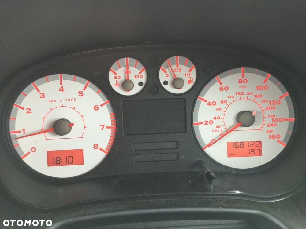 Seat Leon 1.8T Cupra R - 4
