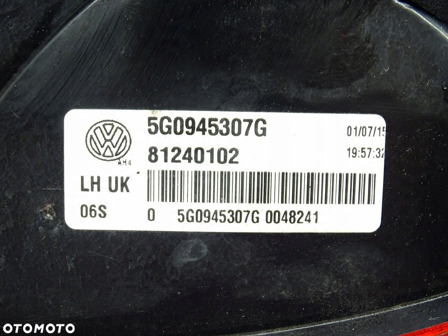 LAMPA LEWA LEWY TYŁ TYLNIA W KLAPĘ VW GOLF VII GTI 5G0945307G - 4