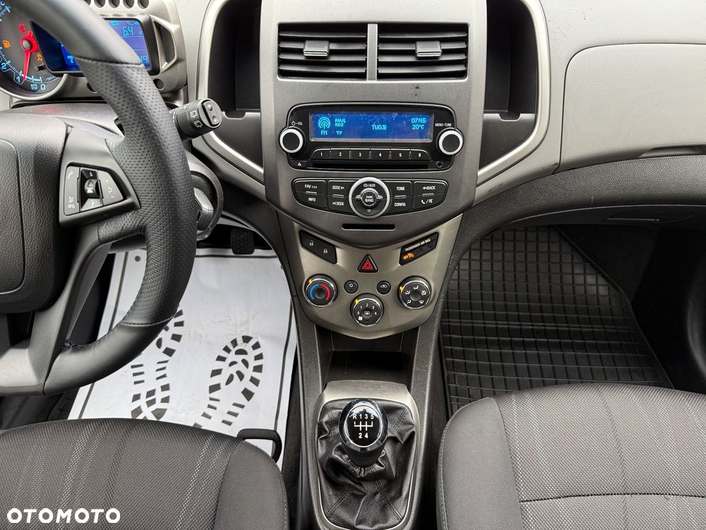 Chevrolet Aveo 1.4 LT - 14