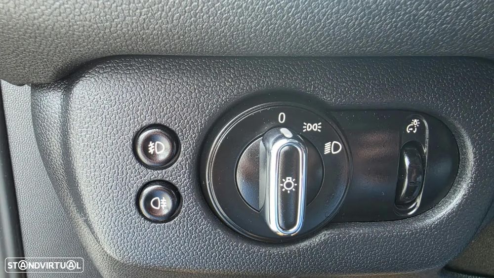 MINI Countryman One D Sport Edition - 25