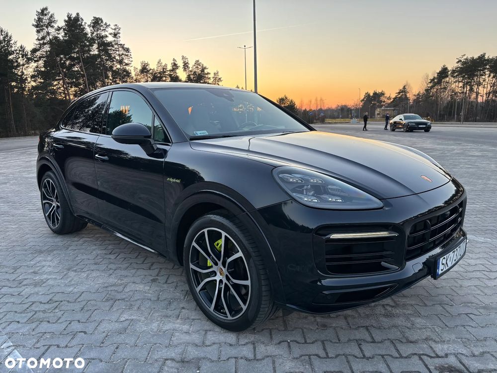 Porsche Cayenne Platinum Edition - 18