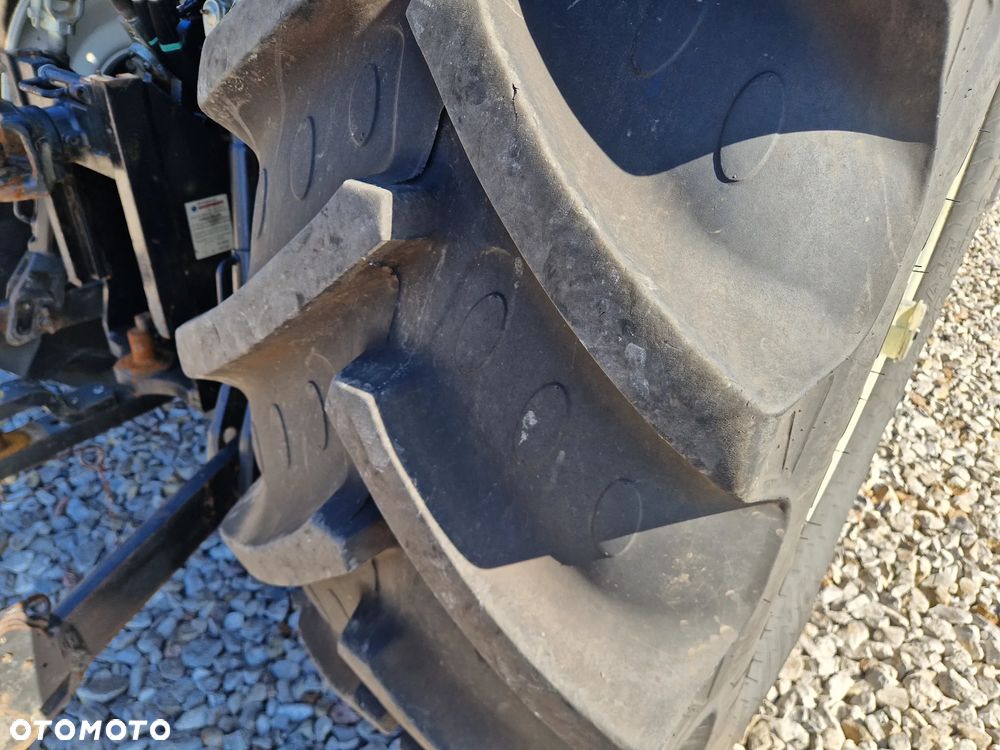 New Holland T7.200 - 25