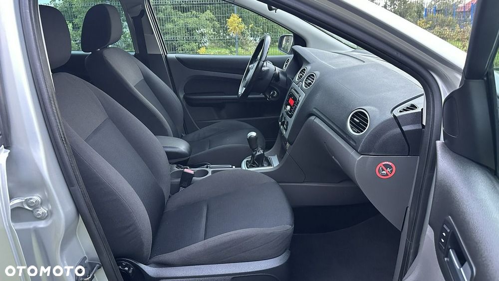 Ford Focus - 22