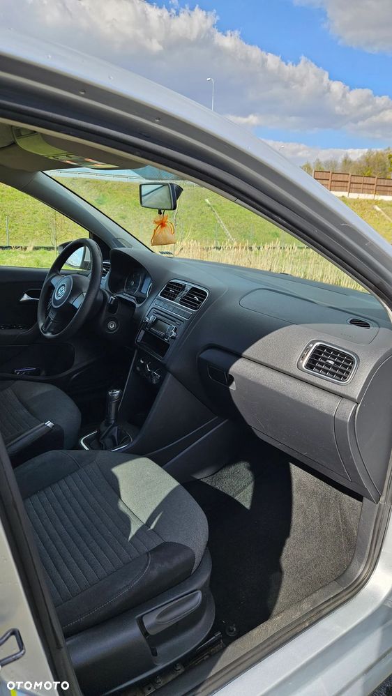 Volkswagen Polo 1.6 TDI DPF BlueMot Highline - 11