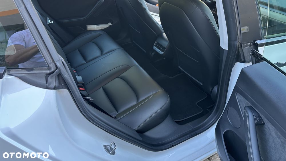 Tesla Model 3 Standard Hinterradantrieb - 10