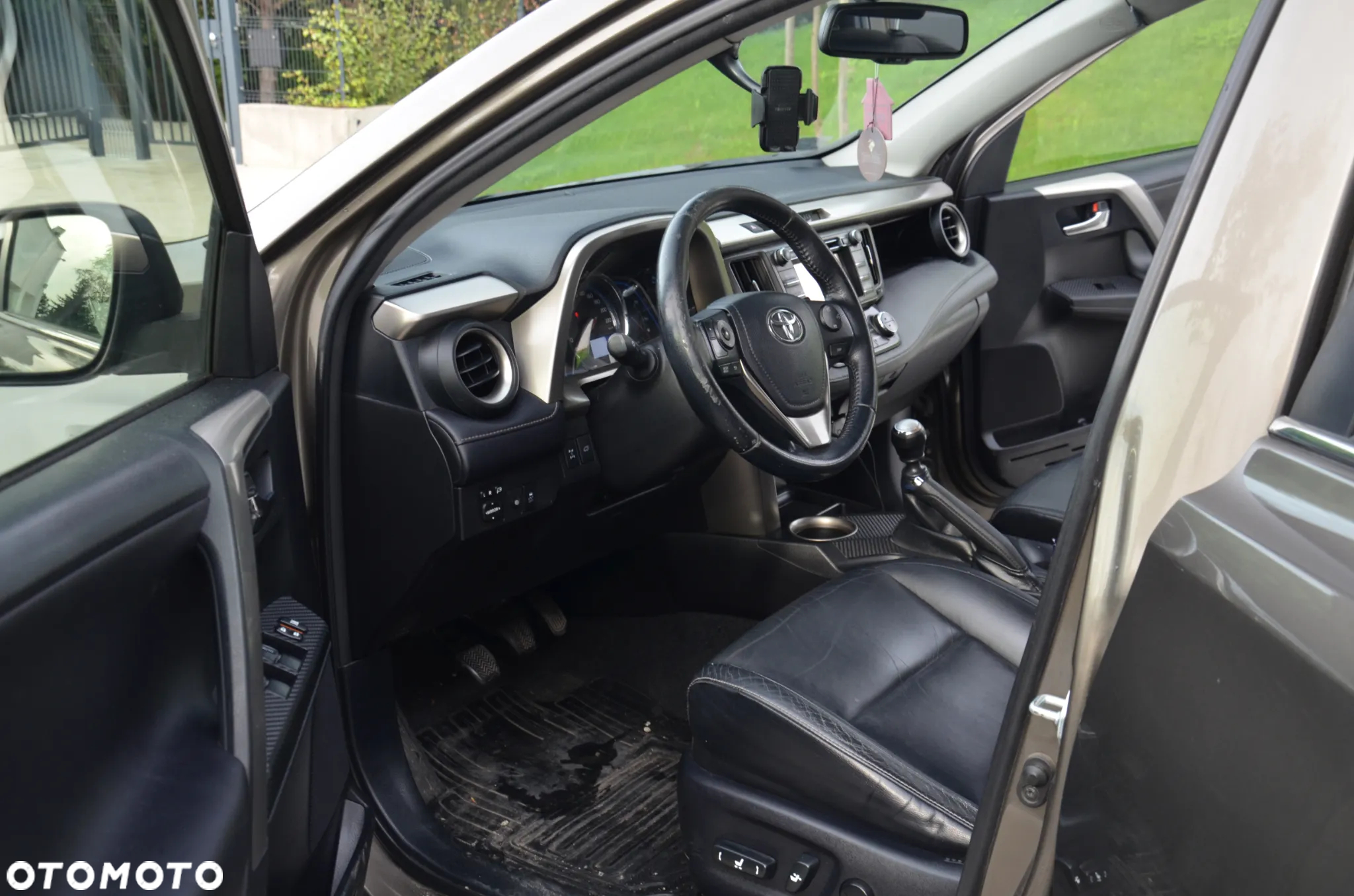 Toyota RAV4 2.2 D-4D Prestige - 12