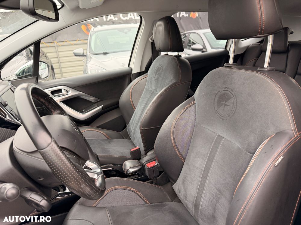 Peugeot 2008 PureTech 110 Stop&Start Style - 16