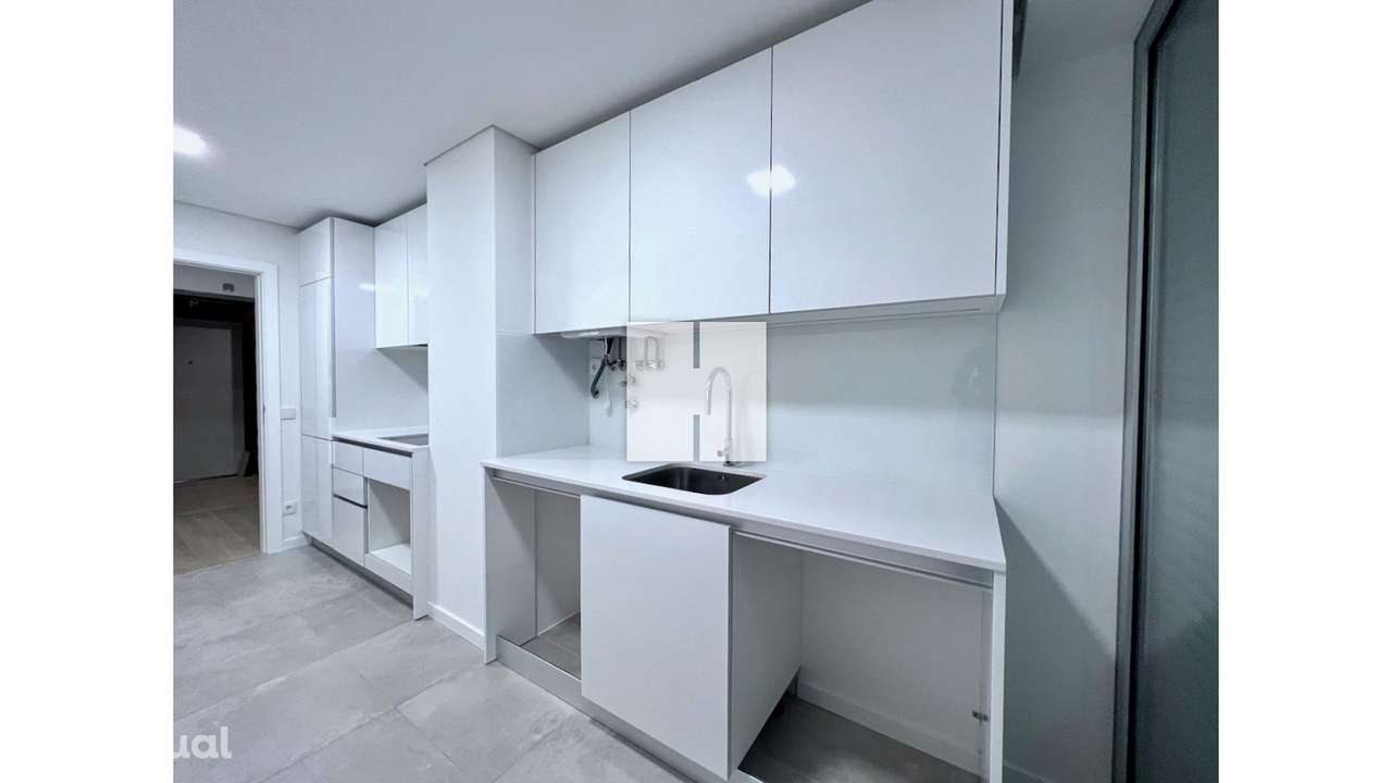 Apartamento T2 c/ Parqueamento - Grande imagem: 5/25