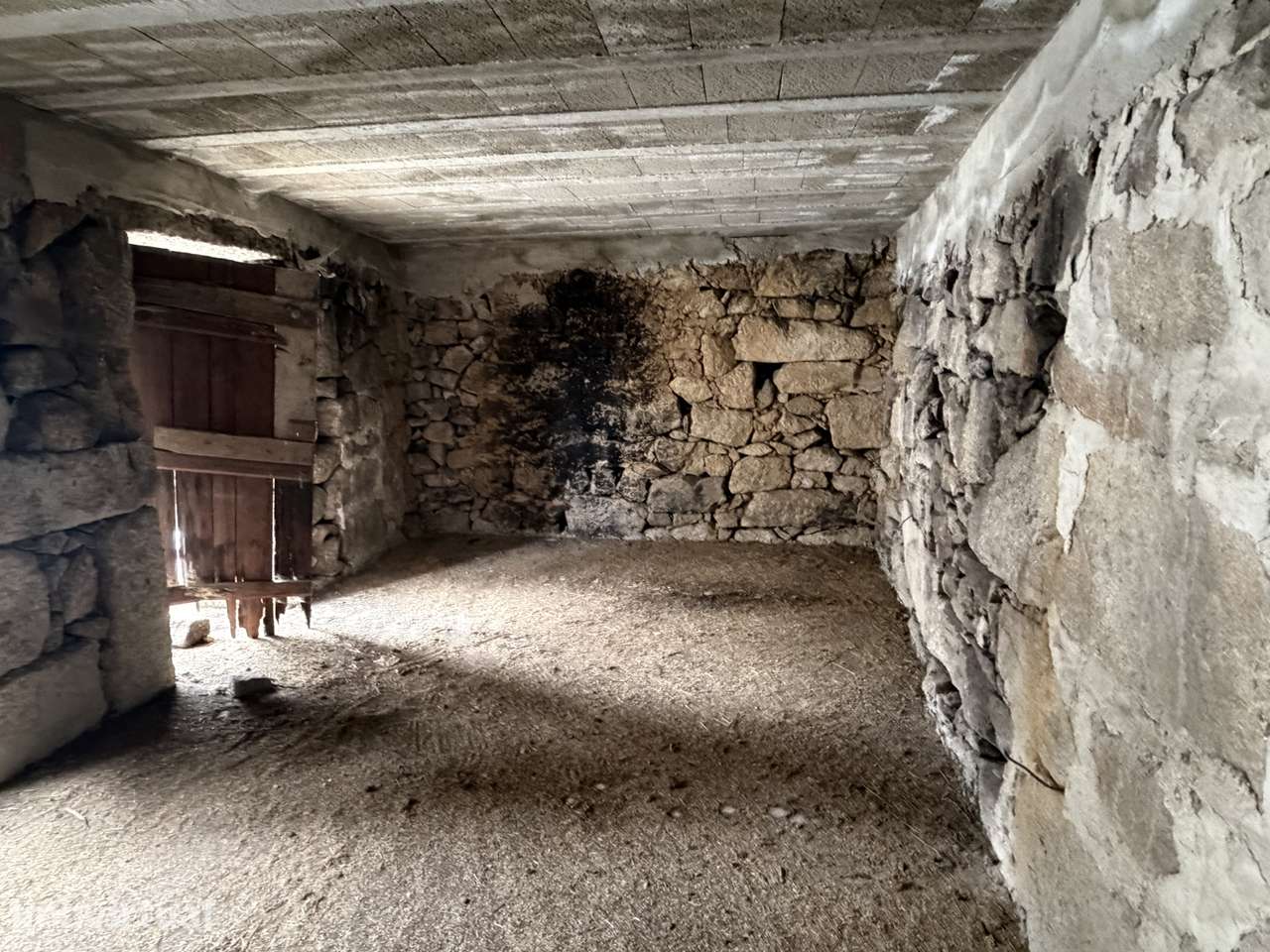 Moradia p/ reconstrução – São Pedro do Sul - Grande imagem: 5/5