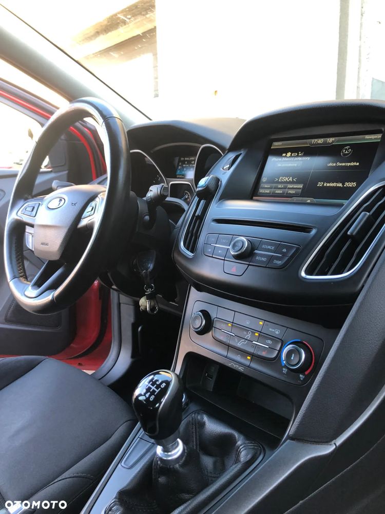 Ford Focus - 22