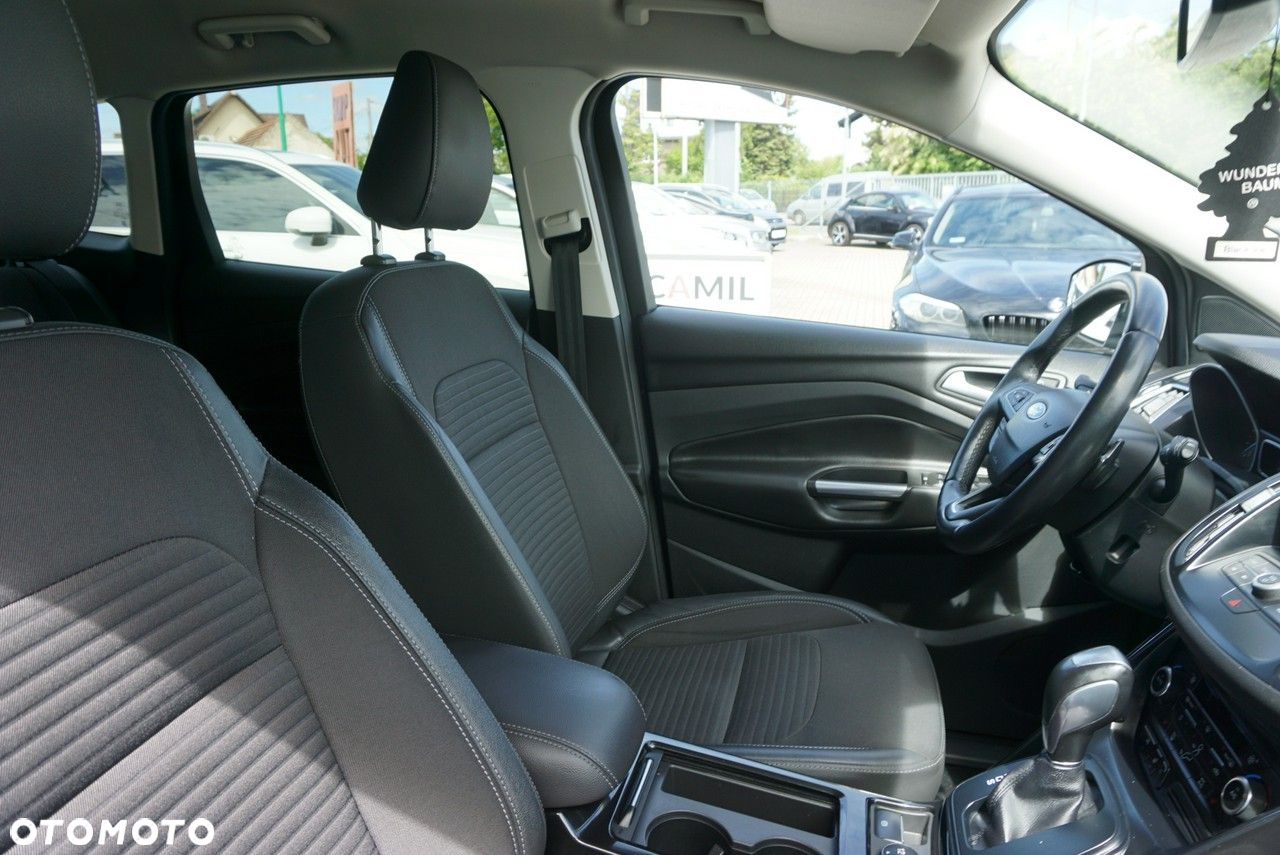 Ford Kuga - 28