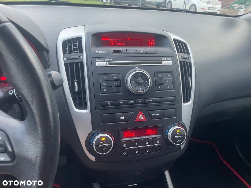 Kia Ceed 1.4 CVVT Spirit - 22