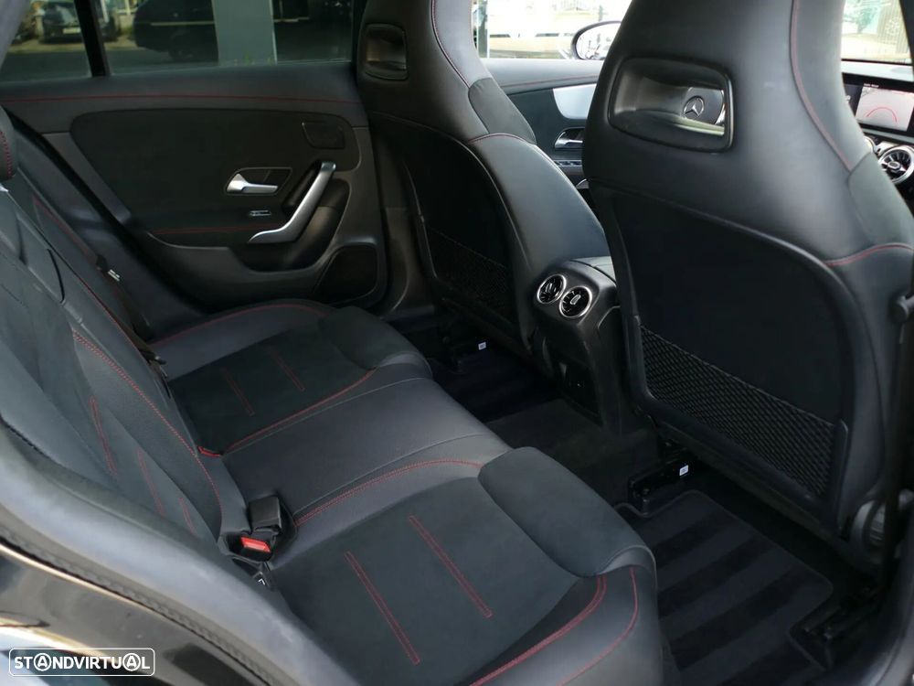 Mercedes-Benz CLA 250 e Shooting Brake AMG Line - 39